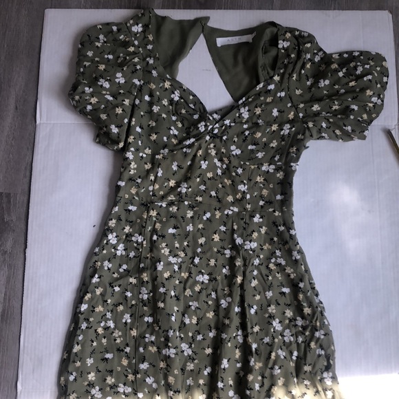 ASTR Bubble Sleeve Sweetheart Slit Maxi Dr… - Picture 6 of 7